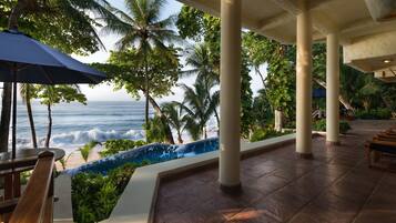 Sundeck