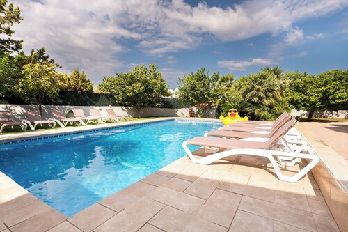 Villa Sunset - Five Bedroom Villa, Sleeps 9