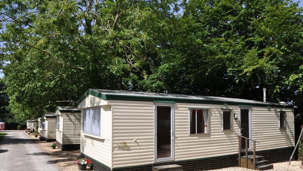 Exterior - Quantock Orchard Caravan Park (Taunton)