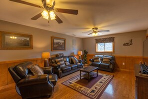 TV connectée, cheminée