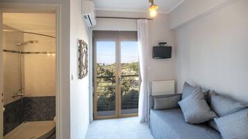 Villa, 4 habitaciones | 4 habitaciones y camas con pillow-top