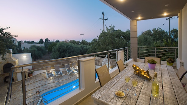 BBQ/picnic Area - Villa Plousia (Rethymno)