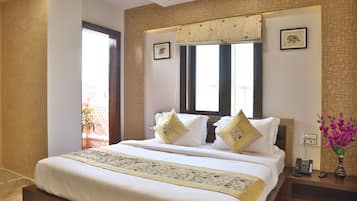8 bedrooms, in-room safe, WiFi, bed sheets