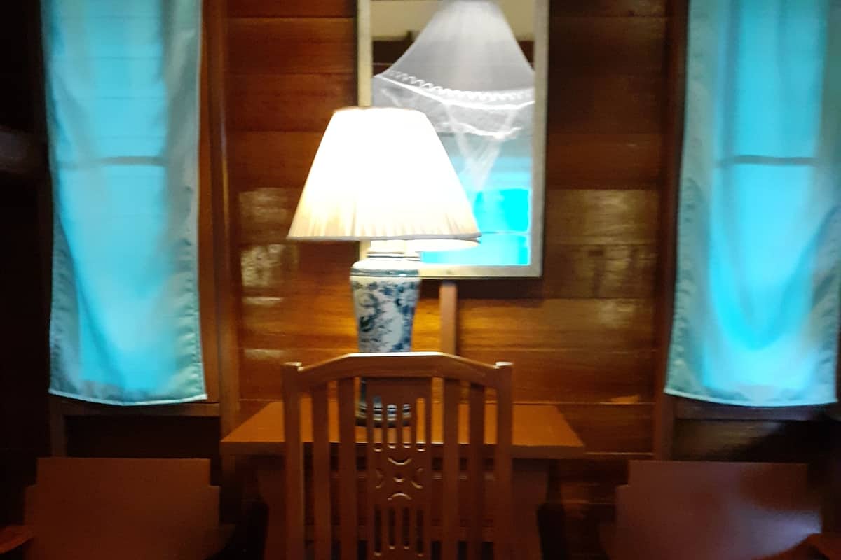 Deluxe-Doppelzimmer | Zimmersafe, Schreibtisch, BettwÀsche