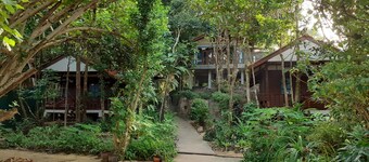 บ้านโคลงเคลง