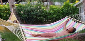 Property grounds - NEWLY REFURBISHED 2 bedroom apt 2 mins from Atlantic Ocean, East Coast, Barbados (Cattlewash)