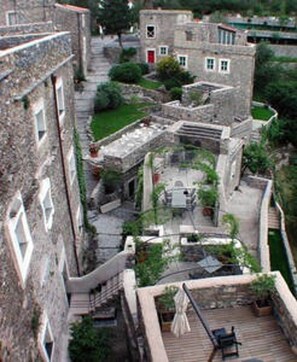 Maison | Enceinte de lâhĂ©bergement