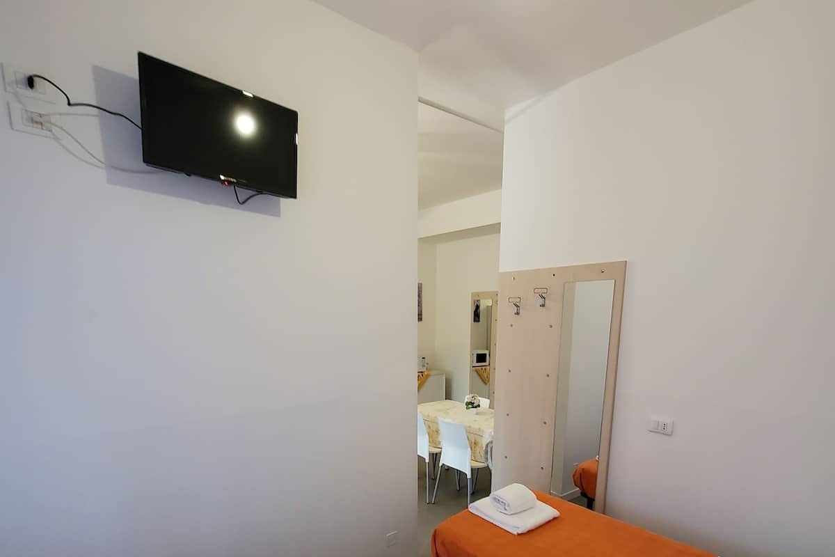 Estudio clásico | 1 habitación, wifi gratis y ropa de cama