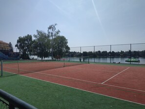 Tennis court - Apartmány Puerto (Senec)