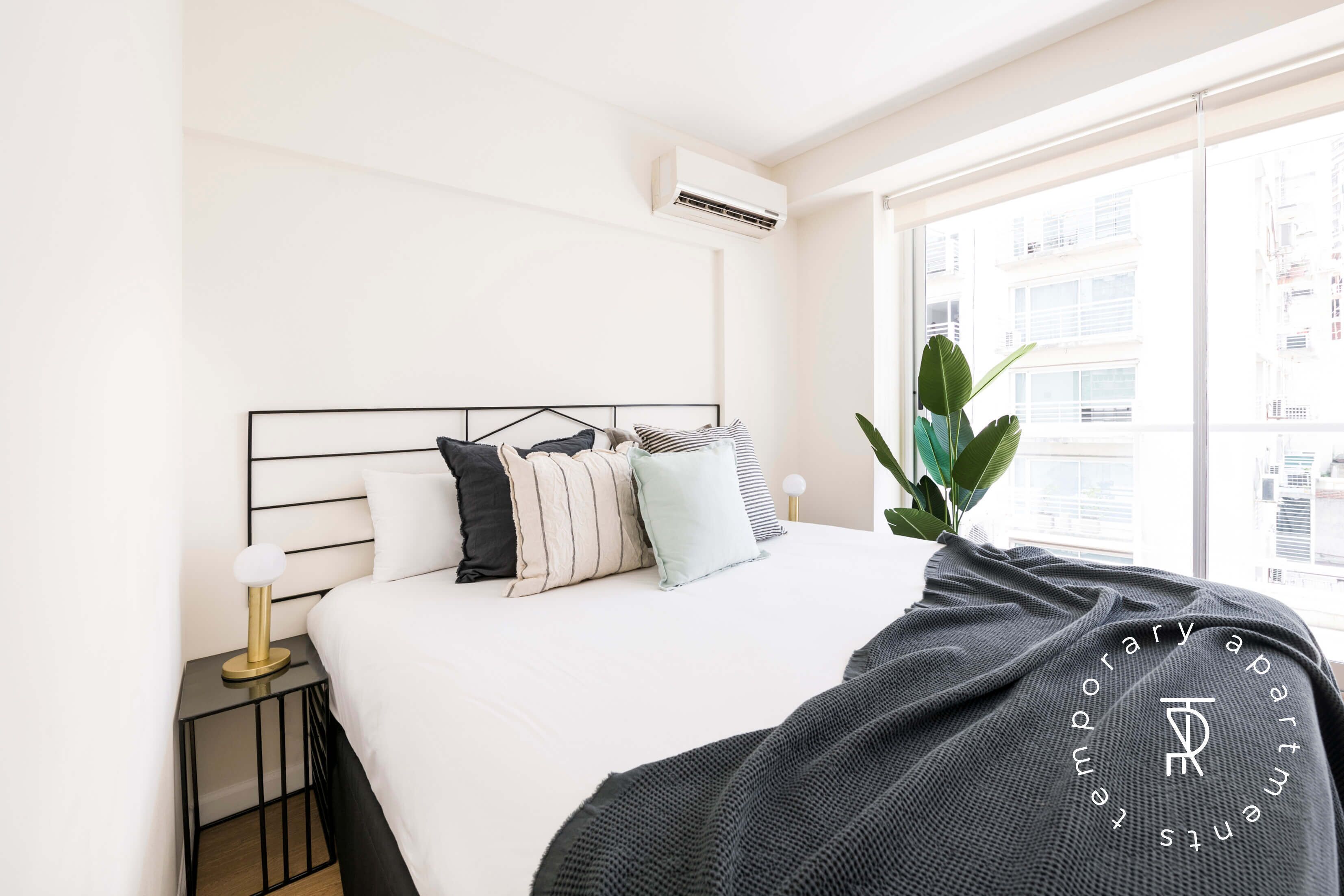 Departamento, 2 habitaciones | Ropa de cama hipoalergénica y edredón 
