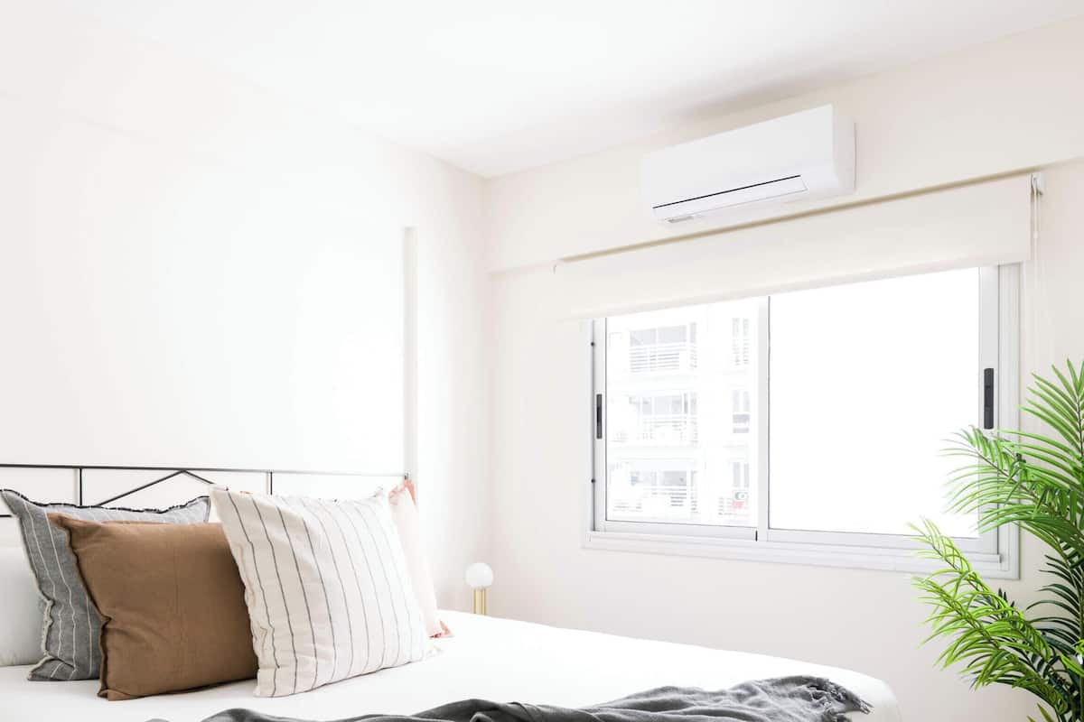 Literie hypoallergénique, couette en duvet d'oie