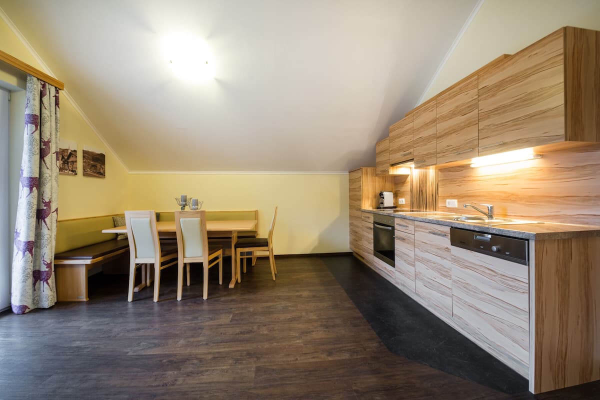 Comfort Apartment, 2 Bedrooms (excl. 155 EUR cleaning fee) | Living area | Flat-screen TV, toys