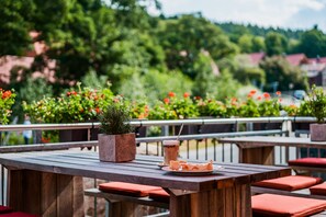 Lunch and dinner served - Hotel Villa Bodeblick (Wernigerode)