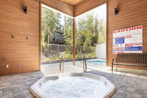 Silver Bear 32-Close to everything w/ in unit laundry & underground parking