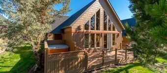 Forest Ridge - Private Hot Tub, Cute Cabin, Family Eagle Crest Sunny Getaway!