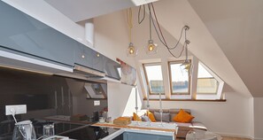 Apartment, Mezzanine | Private kitchen