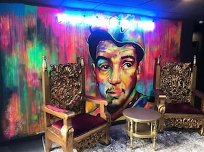 Lobby sitting area - Hotel Rio Rita (Tijuana)