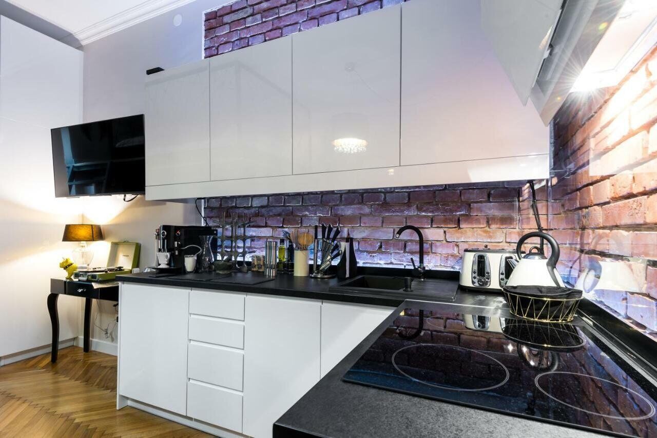 Photo - Home far from Home