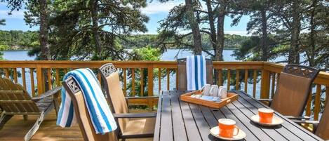 تناول الطعام بالخارج