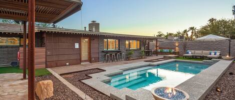 Ulkouima-allas, lämmitetty uima-allas