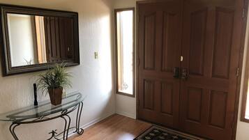 Kabin, 4 kamar tidur | 4 kamar tidur dan didekorasi berbeda-beda