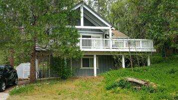 Cabin, 3 Bedrooms | Exterior