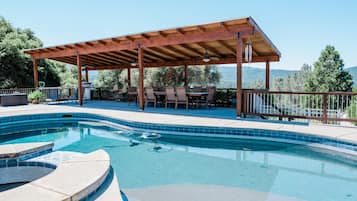 House, 4 Bedrooms | Pool | Outdoor pool