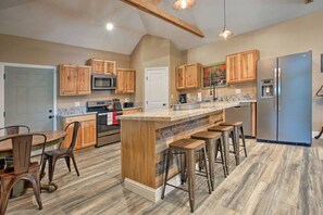Cabane, 3 chambres | Cuisine privée