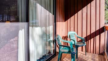 Studio, 1 Bedroom | Balcony