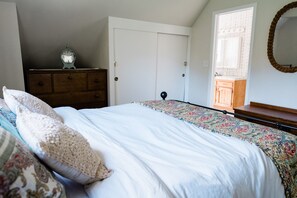 Cabana, 3 quartos | 3 quartos, individualmente decorados, individualmente mobiliados