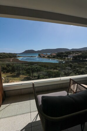 Literie de qualité, coffre-fort pour ordinateur portable, bureau