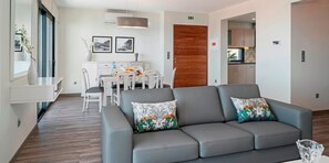 Smart TV, DVD player - Contemporary villa in Calheta | Amaro Sunset (Arco Da Calheta)