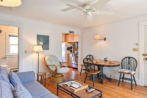 電視、壁爐、 辦公室