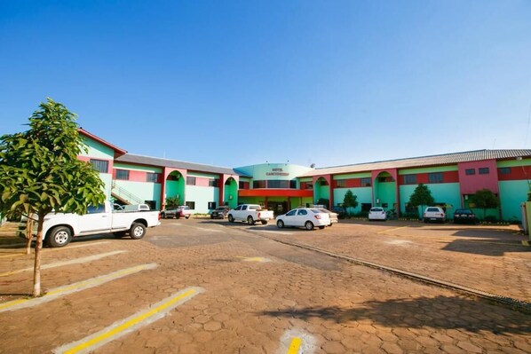 Free self-parking