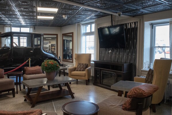 Lobby - Hotel Chataura (Dearborn)