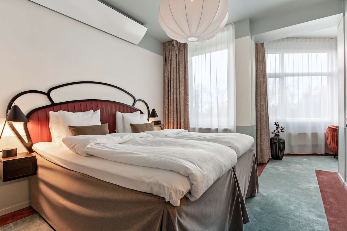 Superior kamer, 2 eenpersoonsbedden, niet-roken | Een minibar, een kluis op de kamer, een bureau