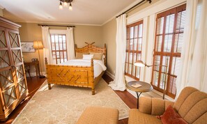 Deluxe Double Room | Down comforters, individually decorated, individually furnished - Cass House Cayucos (Cayucos)