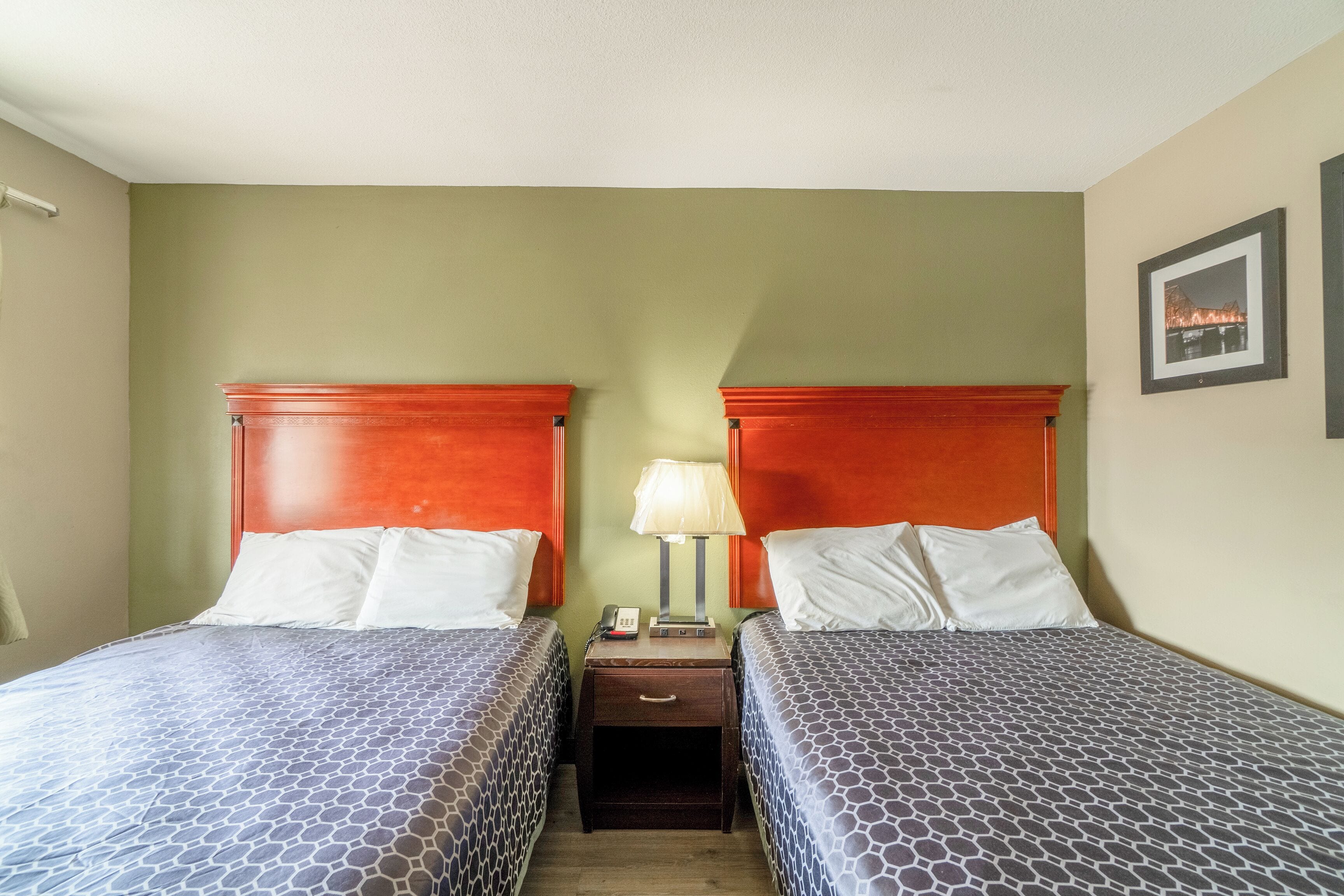 Photo - Deluxe Inn & Suites By OYO Miami OK