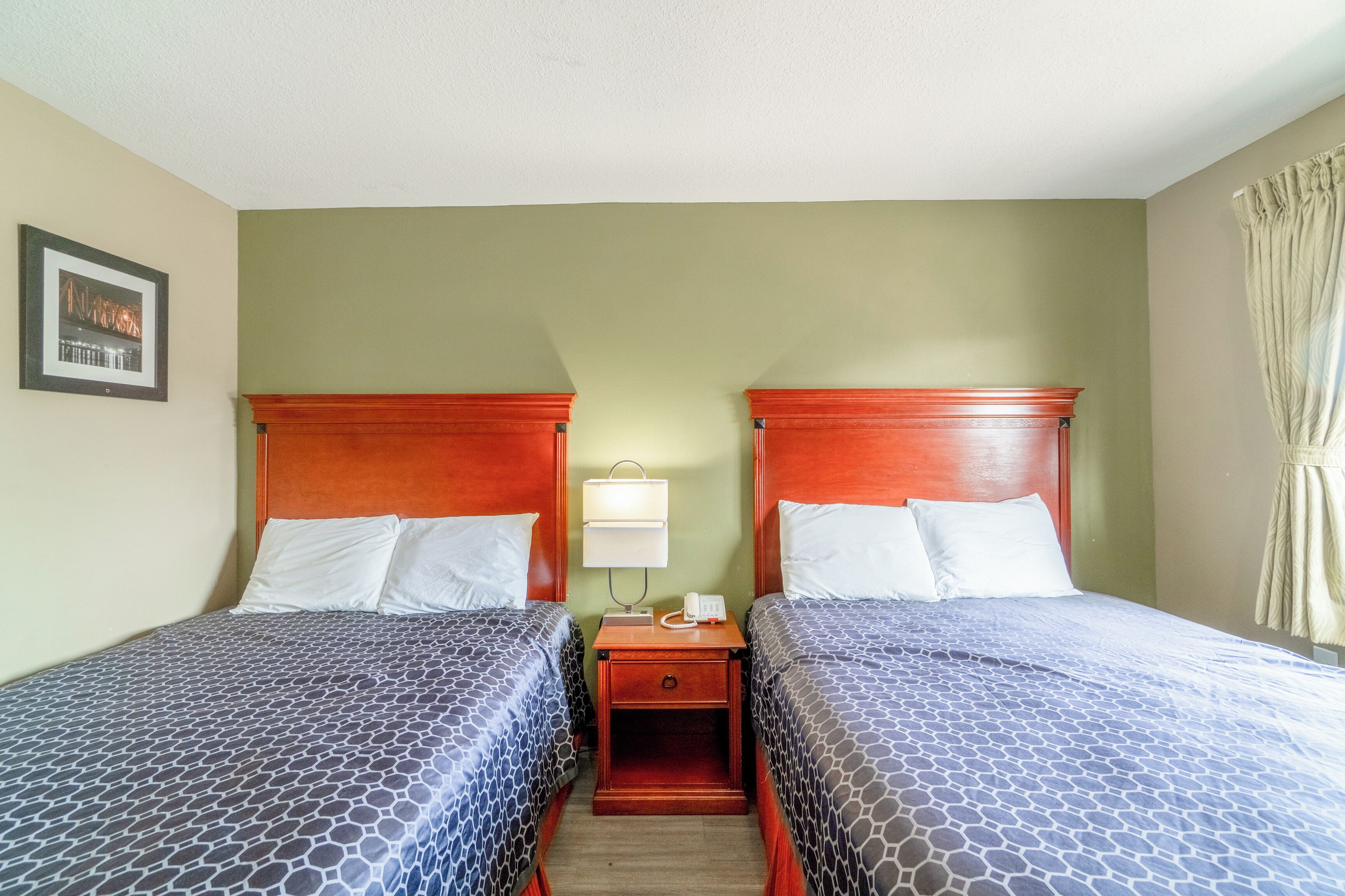 Photo - Deluxe Inn & Suites By OYO Miami OK