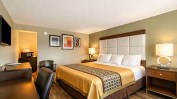 Bureau, fer et planche Ă repasser, Wi-Fi gratuit, draps fournis