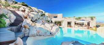 VILLA PREZIOSA - Nine Bedroom Villa, Sleeps 18