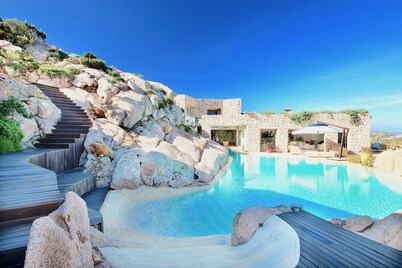 VILLA PREZIOSA - Nine Bedroom Villa, Sleeps 18