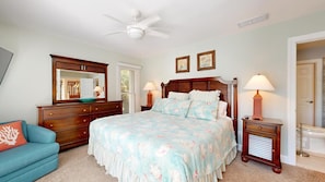 4 bedrooms, iron/ironing board, Internet, bed sheets - Very Nice Home Located on the 11-Mile Lagoon with Its Own Large Private Pool! (Hilton Head)