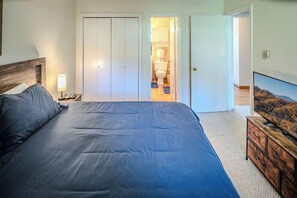 2 dormitorios, tabla de planchar con plancha, wifi gratis y ropa de cama