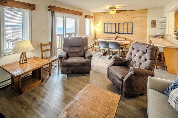 TV, fireplace, DVD player