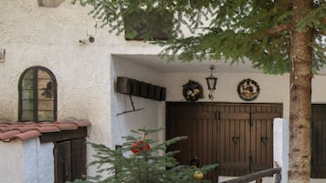 Exterior detail