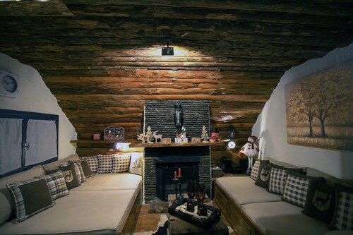 Dandy Villas Agoriani - Chalet Kallisti - Fireplace - Up to 6