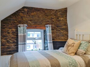 1 quarto, Wi-Fi de cortesia, roupa de cama