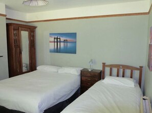 7 habitaciones, wifi y ropa de cama 