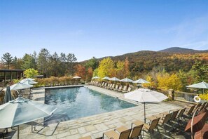 Innenpool, beheizter Pool